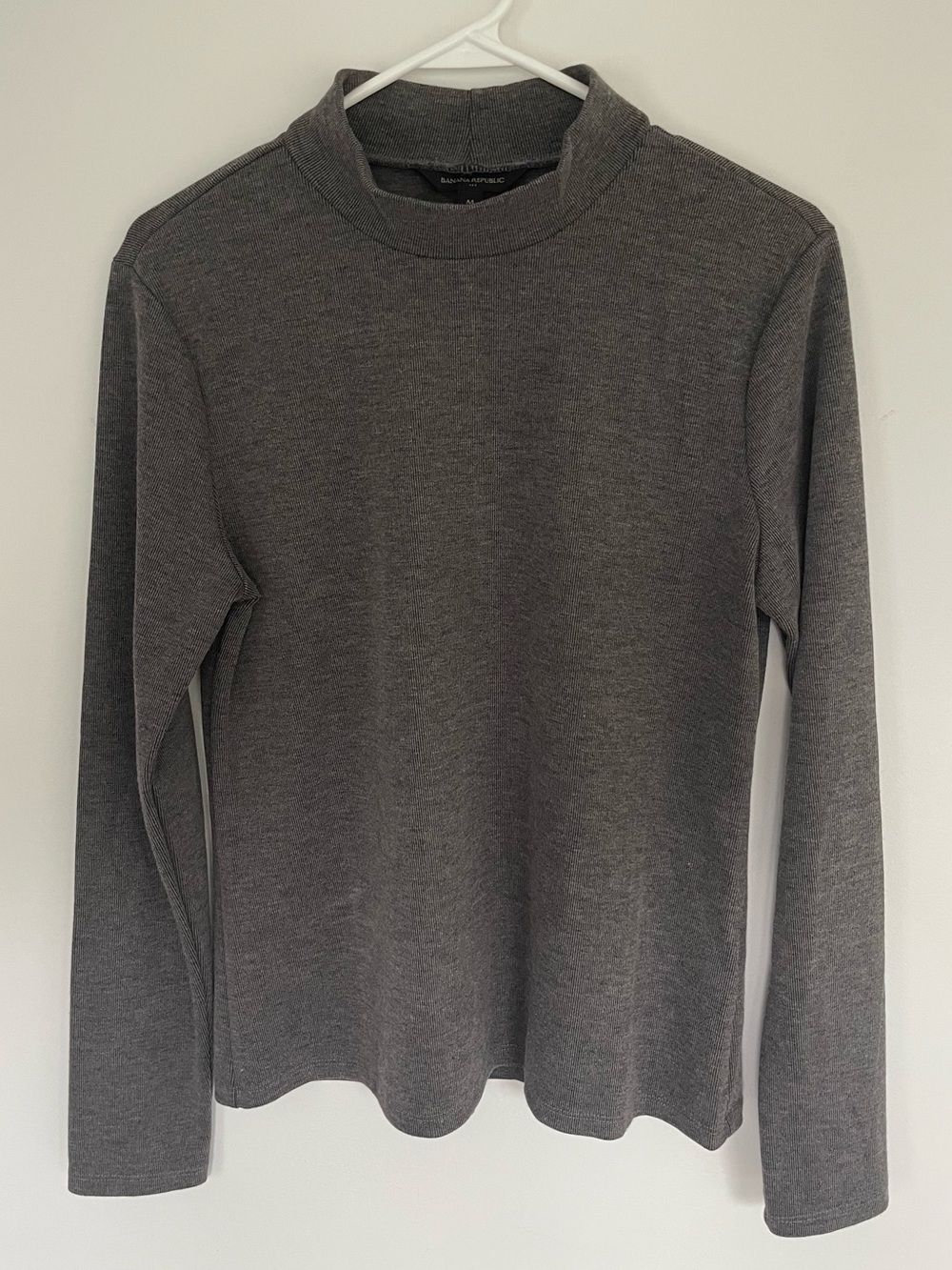 EUC Banana Republic Women’s M Light Ribbed Mock Neck Sweater Charcoal Gray